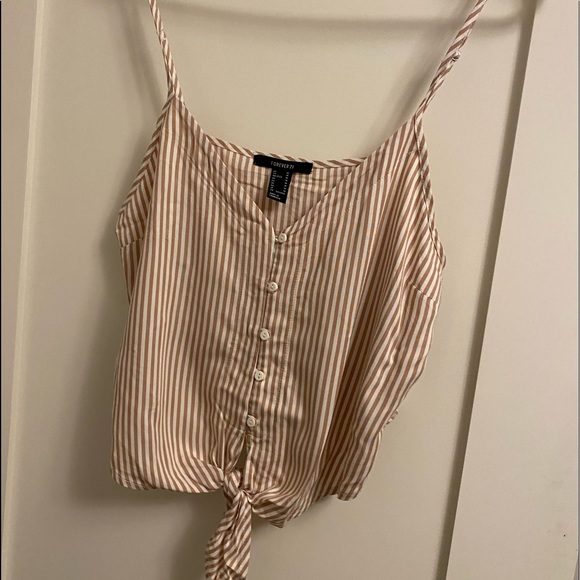 Summer Top Bundle - Picture 6 of 10